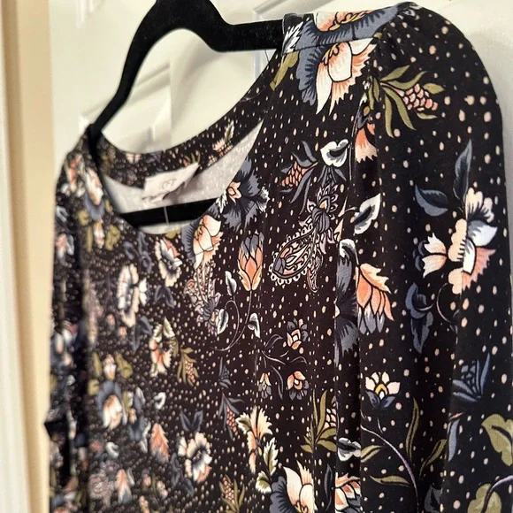 NWT Ann Taylor black floral dress, size small - Picture 4 of 11